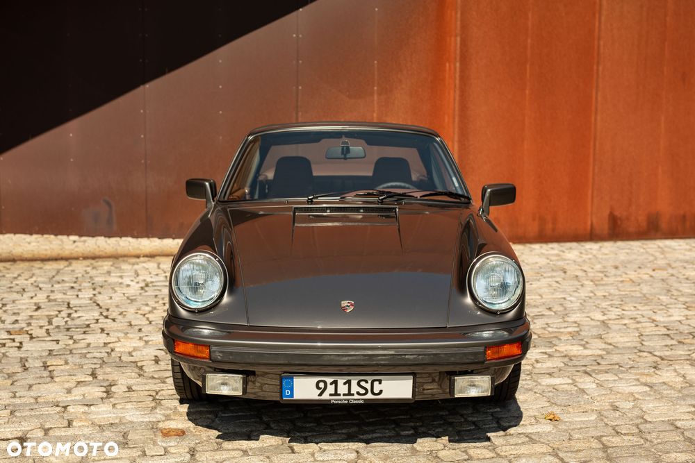 Porsche 911 - 15