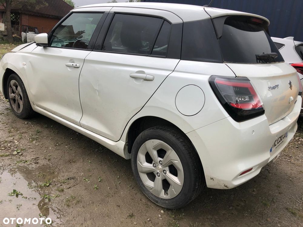 Suzuki Swift - 3