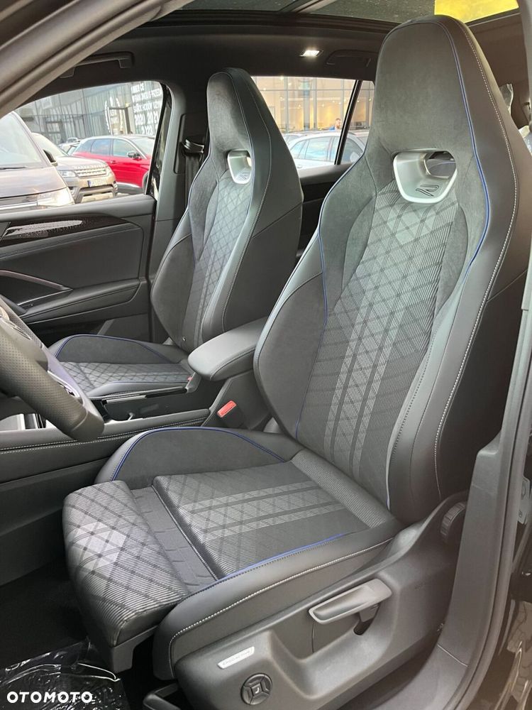 Volkswagen Tiguan 1.5 eHybrid PHEV R-Line Plus DSG - 8