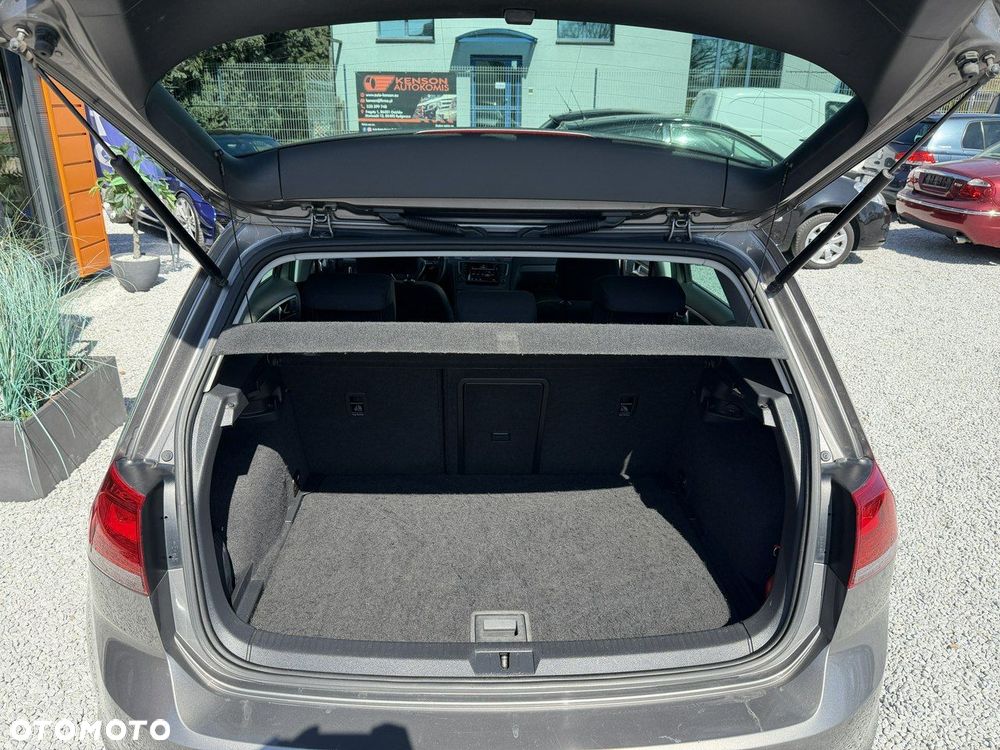 Volkswagen Golf 1.6 TDI BMT Comfortline - 33