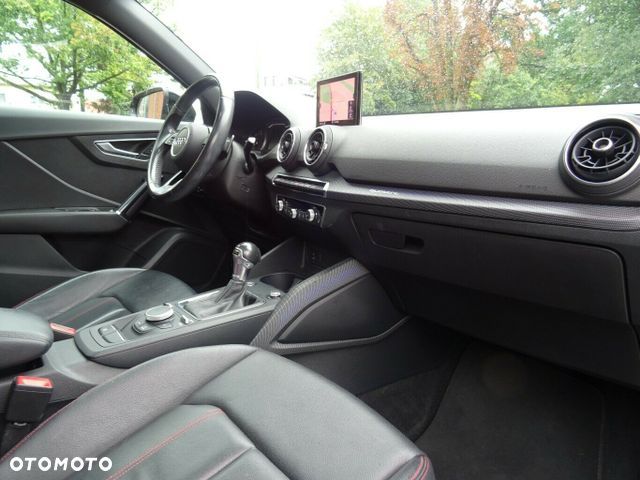 Audi Q2 2.0 TDI Quattro S tronic - 9