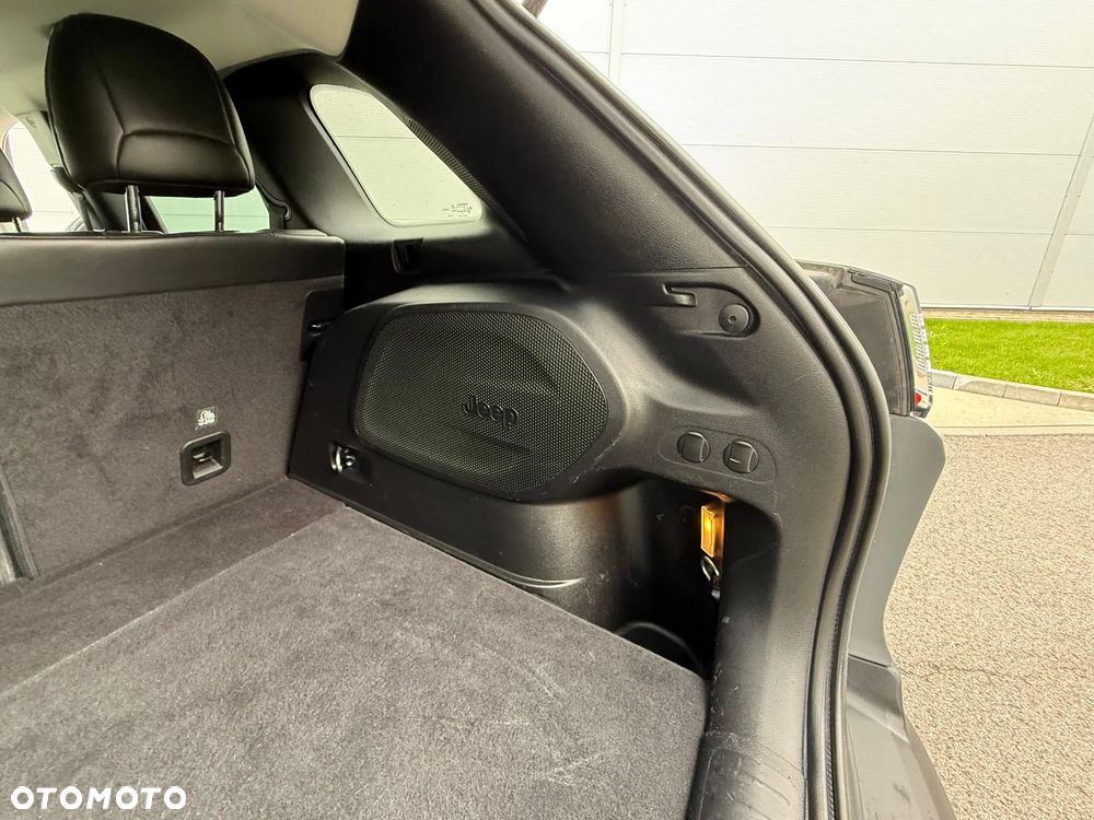 Jeep Cherokee 3.2 V6 Active Drive I Limited - 16