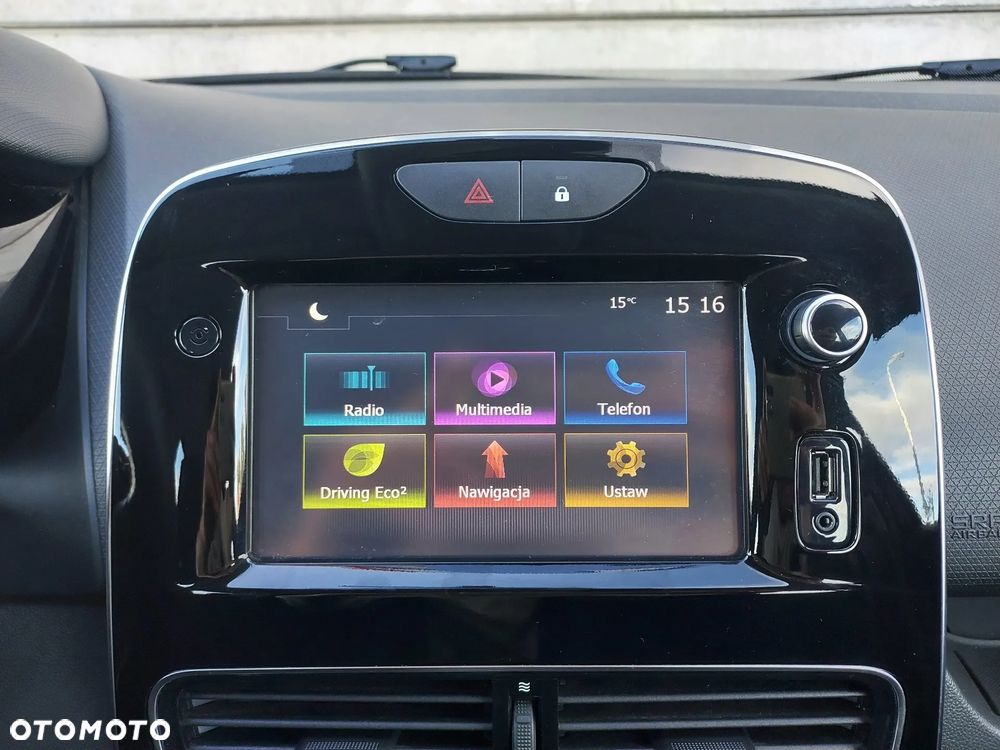 Renault Clio 1.2 16V Limited - 32