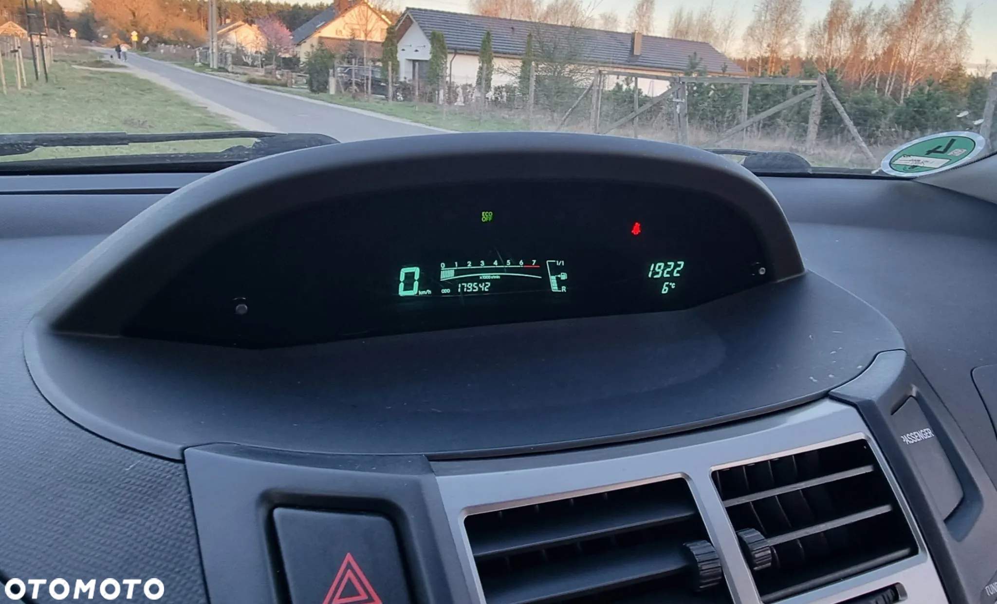 Toyota Yaris 1.33 VVT-i Cool - 19