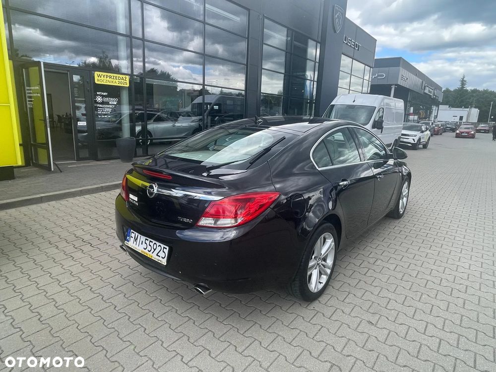 Opel Insignia 2.0 T Cosmo - 4