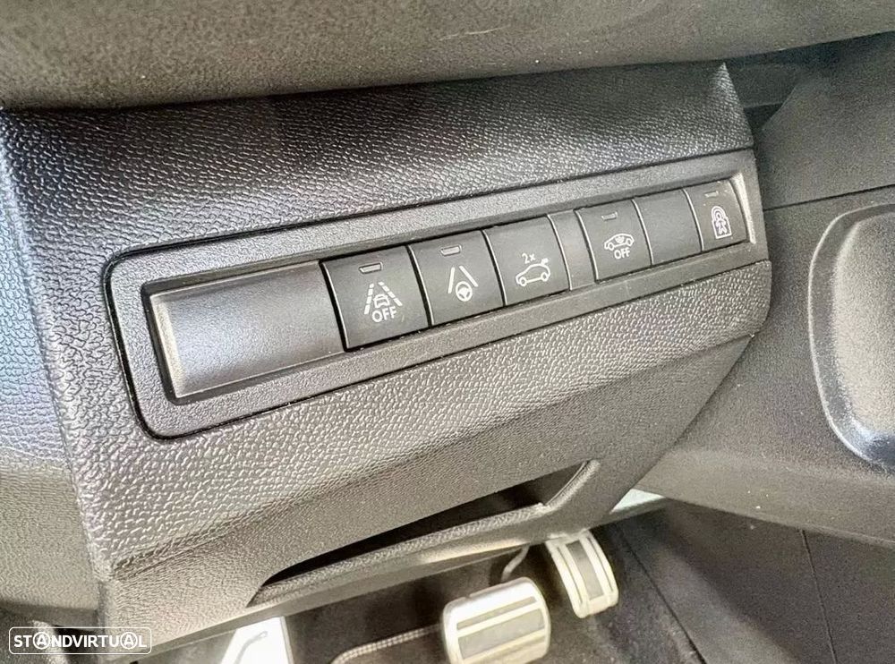Peugeot 5008 2.0 BlueHDi GT EAT8 - 27