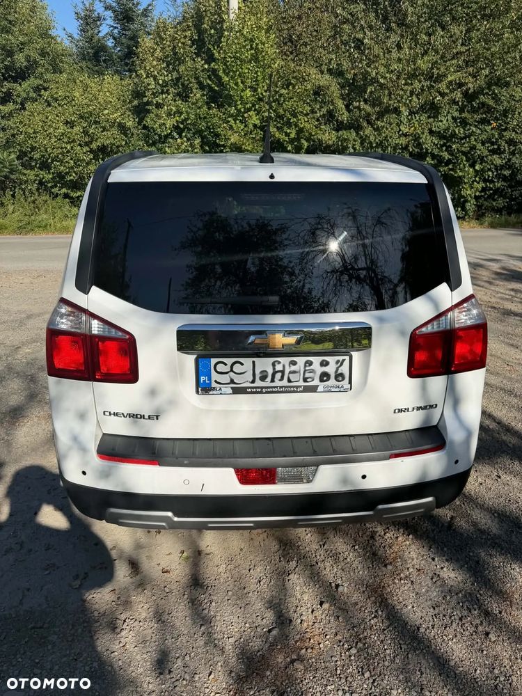Chevrolet Orlando 2012 photo 2