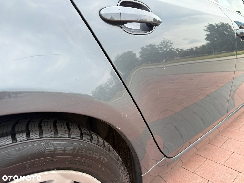 BMW Seria 5 525d xDrive - 11