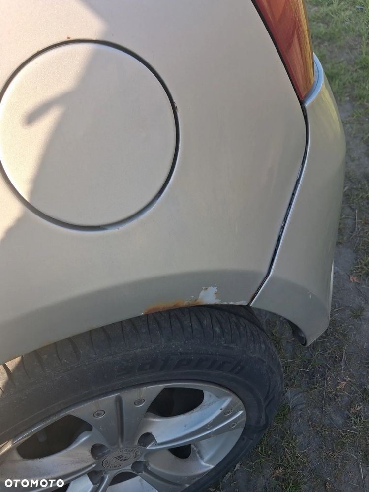 Suzuki Swift 1.3 GC (klm) - 15