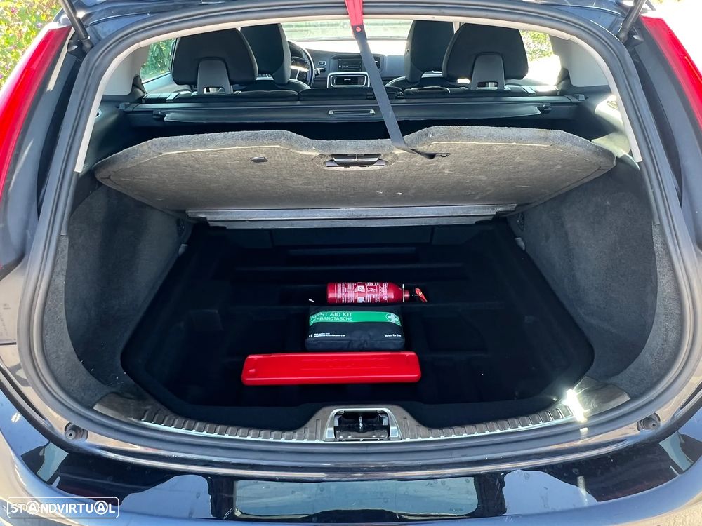 Volvo V60 D2 Geartronic Powershift Momentum - 18