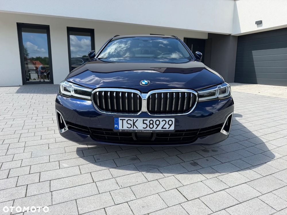 BMW Seria 5 520d xDrive - 2
