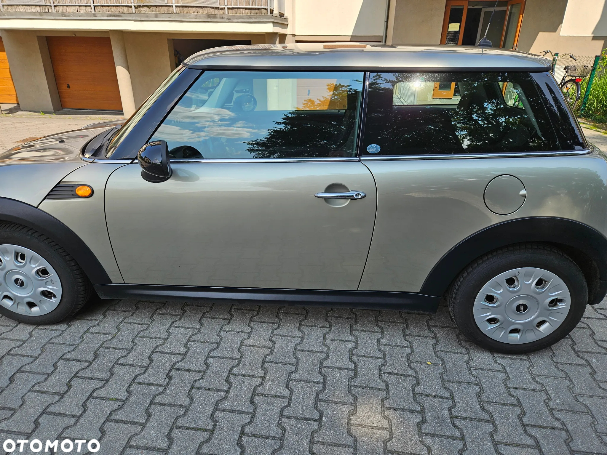 MINI ONE Standard - 6