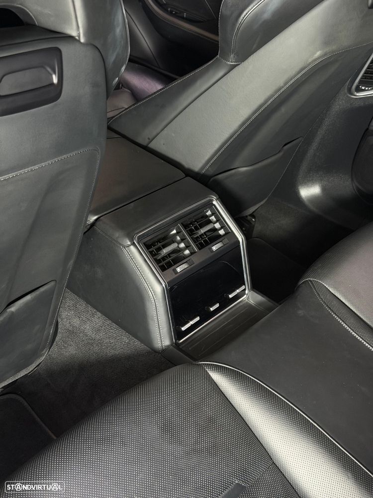 Porsche Panamera Sport Turismo Turbo S E-Hybrid - 19