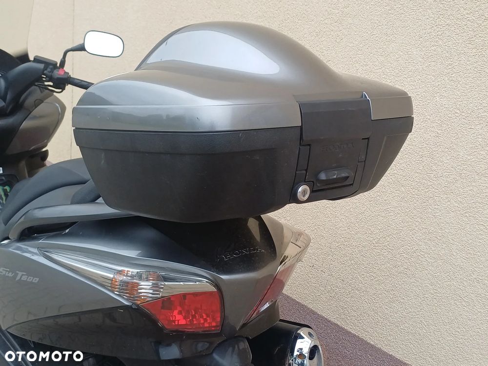 Honda Silver Wing - 7