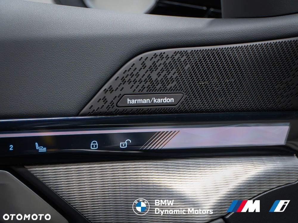 BMW Seria 5 530e xDrive - 26