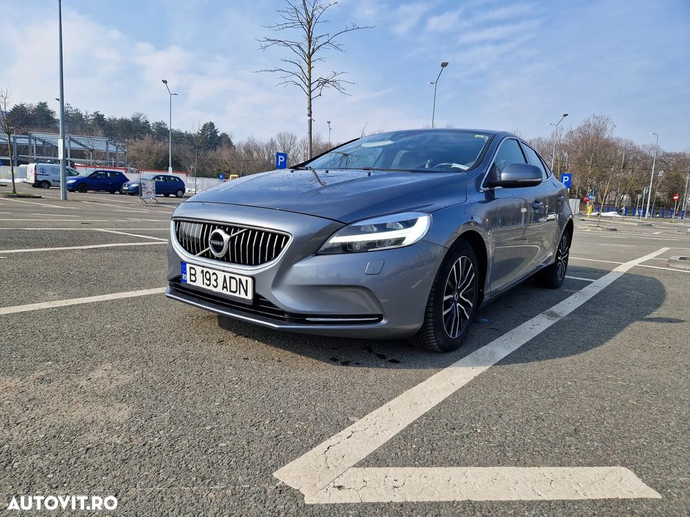 Volvo V40 D2 Inscription - 1