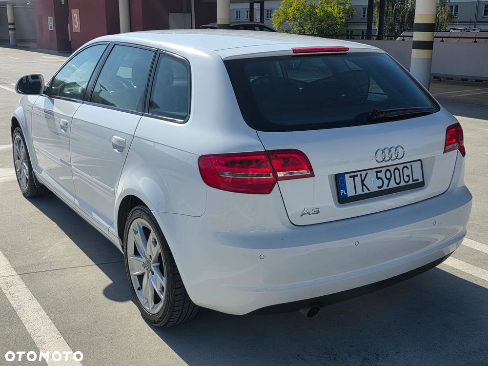 Audi A3 Sportback - 4