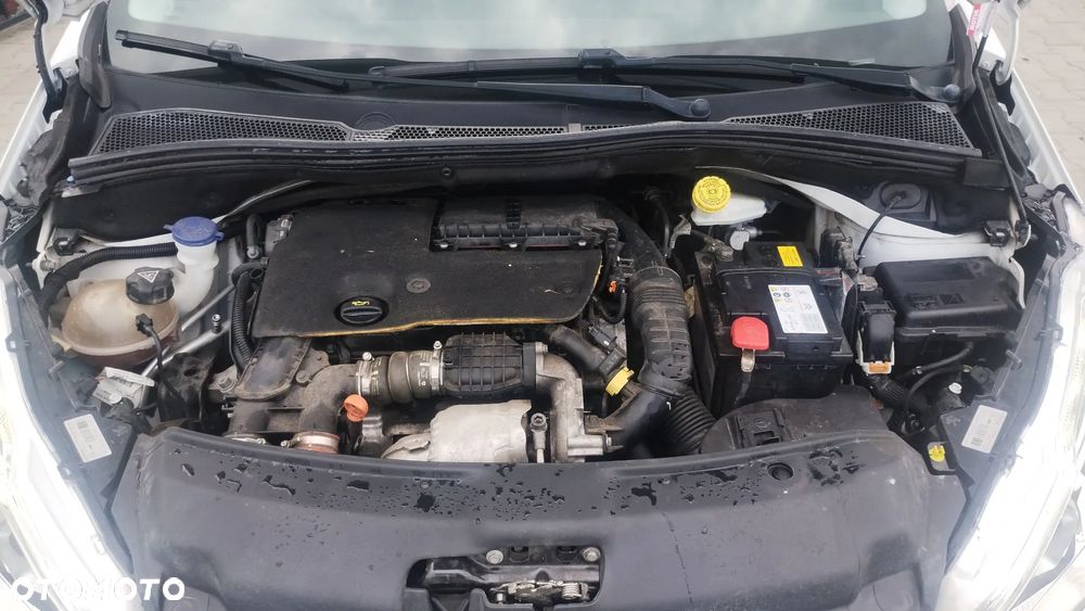 Peugeot 208 1.6 BlueHDi Active S&S - 13