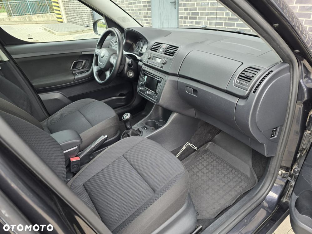 Skoda Roomster 1.6 TDI DPF Scout PLUS EDITION - 20