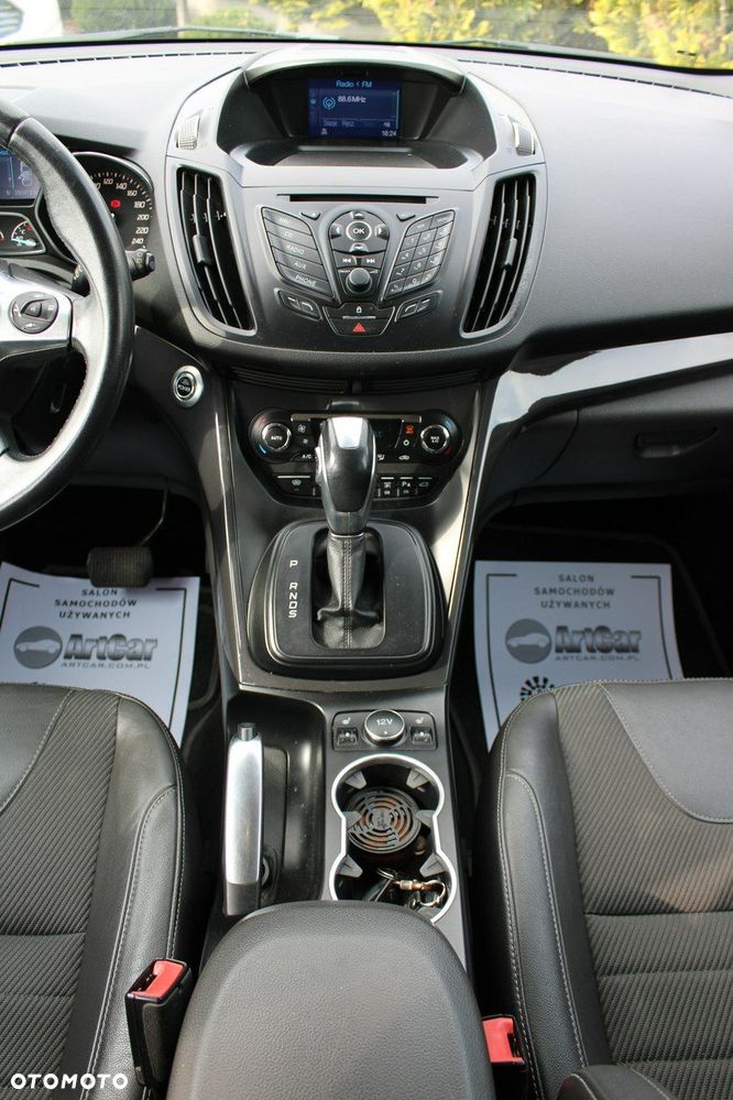 Ford Kuga - 24