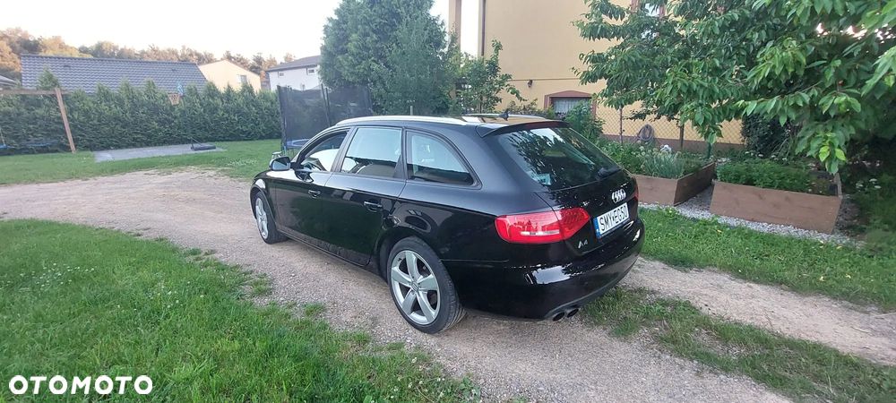 Audi A4 Avant 2.0 TDI - 7