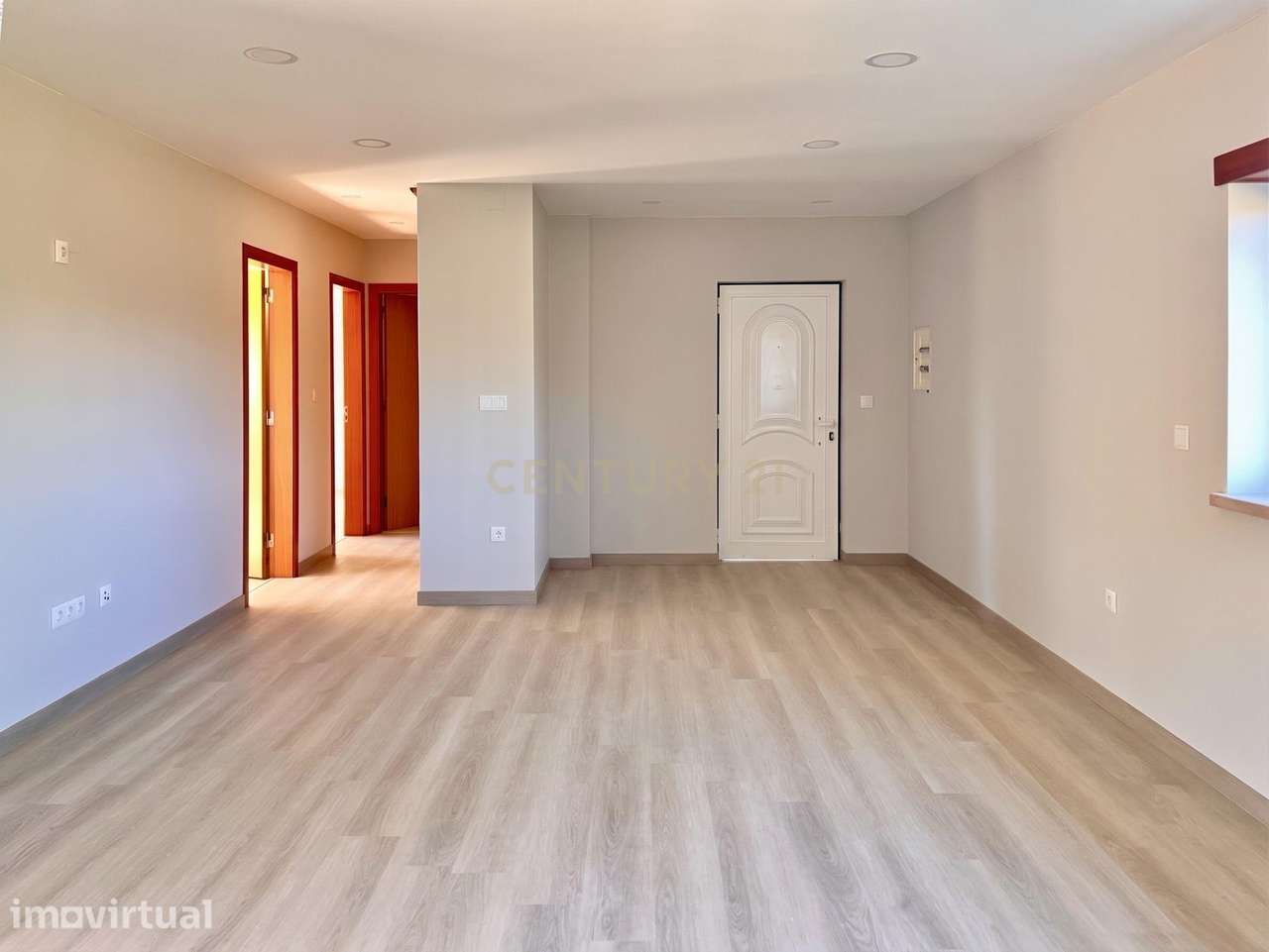 Apartamento T3 com Suíte e 2 Lugares de Garagem Vimeiro - Grande imagem: 5/25