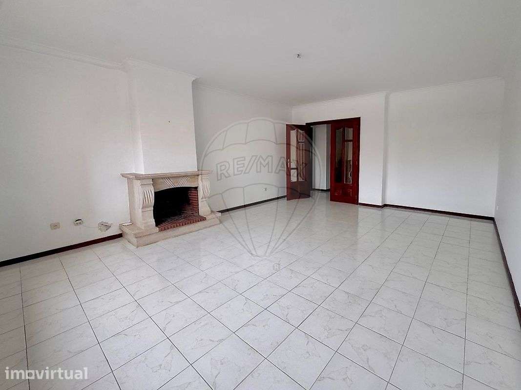 Apartamento T2 para arrendamento - Grande imagem: 5/12