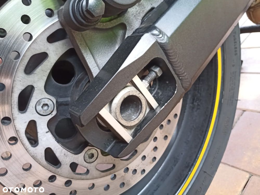 Yamaha FZ6 - 10