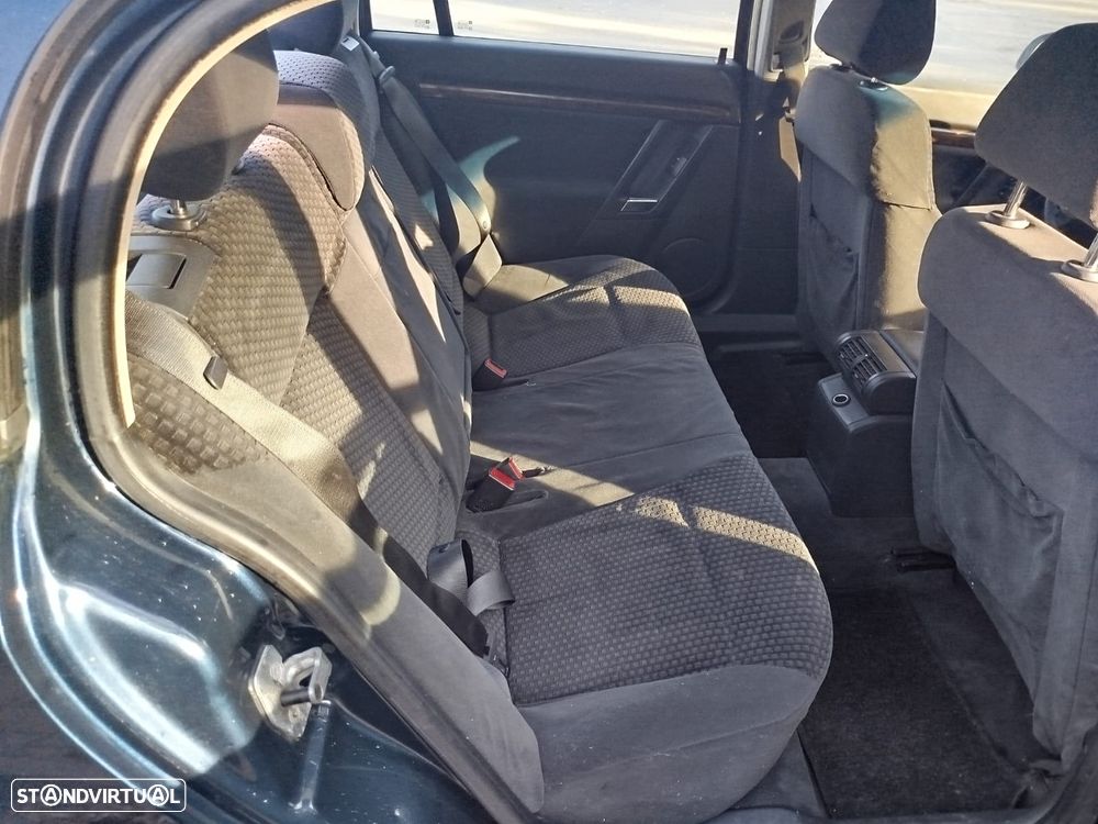 Opel Vectra 2.2 DTi Elegance - 23