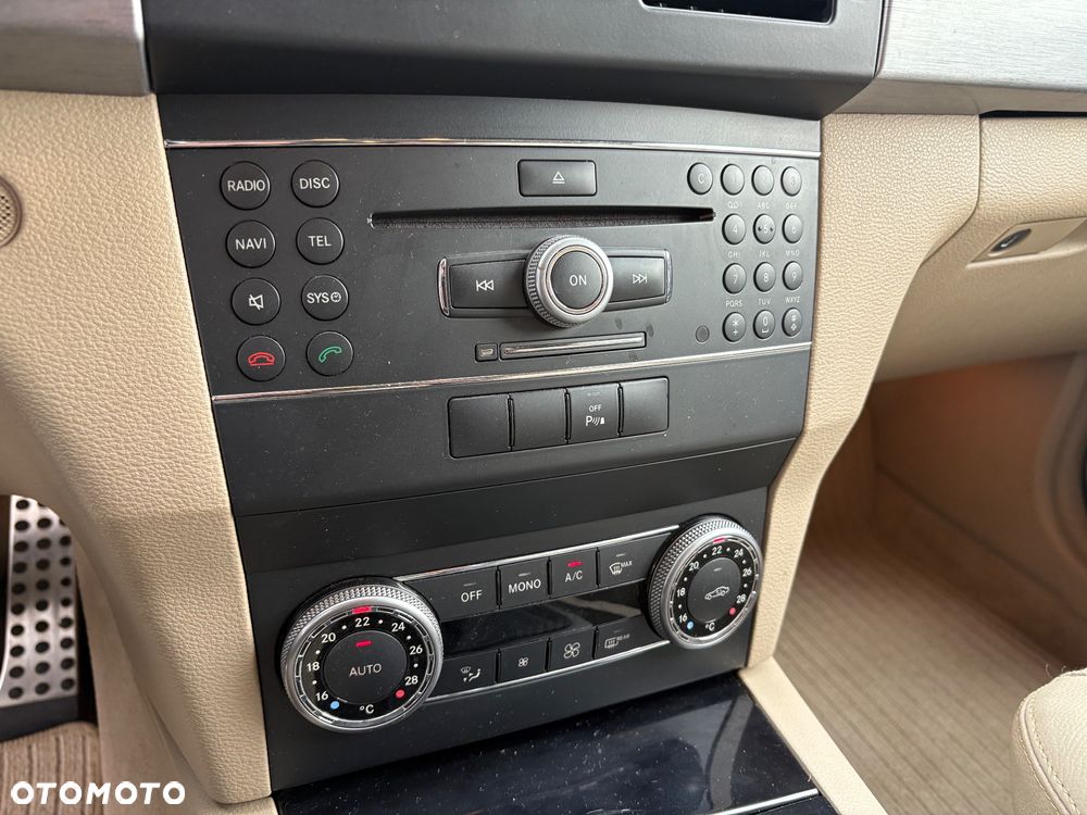 Mercedes-Benz GLK 220 CDI DPF 4Matic BlueEFFICIENCY 7G-TRONIC - 18