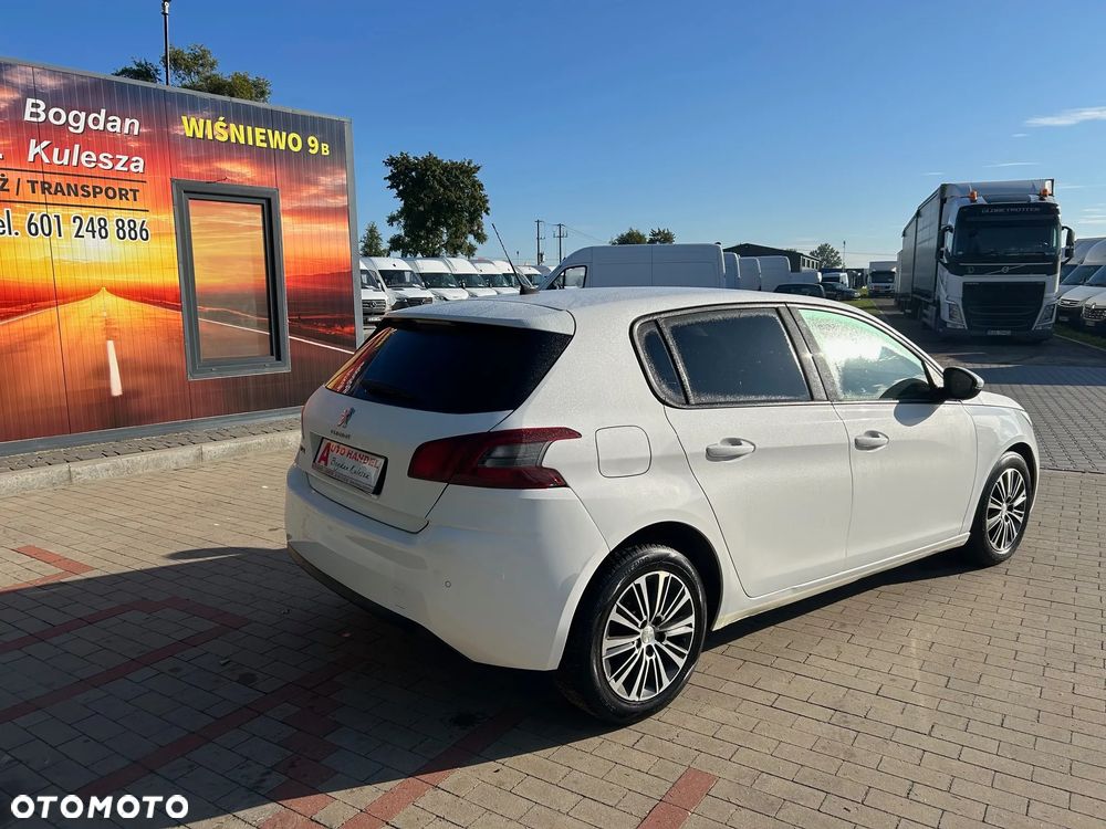 Peugeot 308 - 5