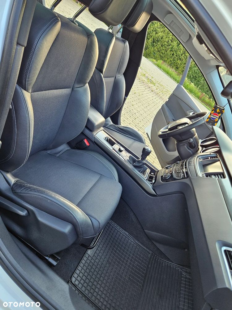 Peugeot 508 1.6 T Allure - 32