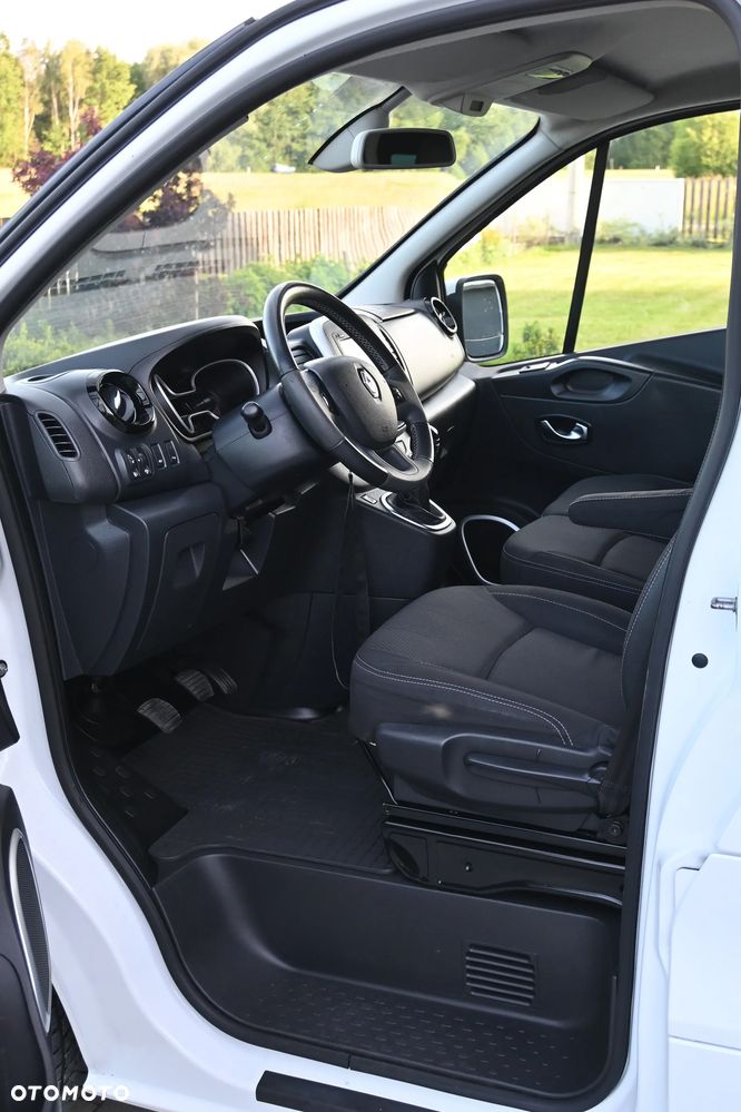 Renault Trafic - 12