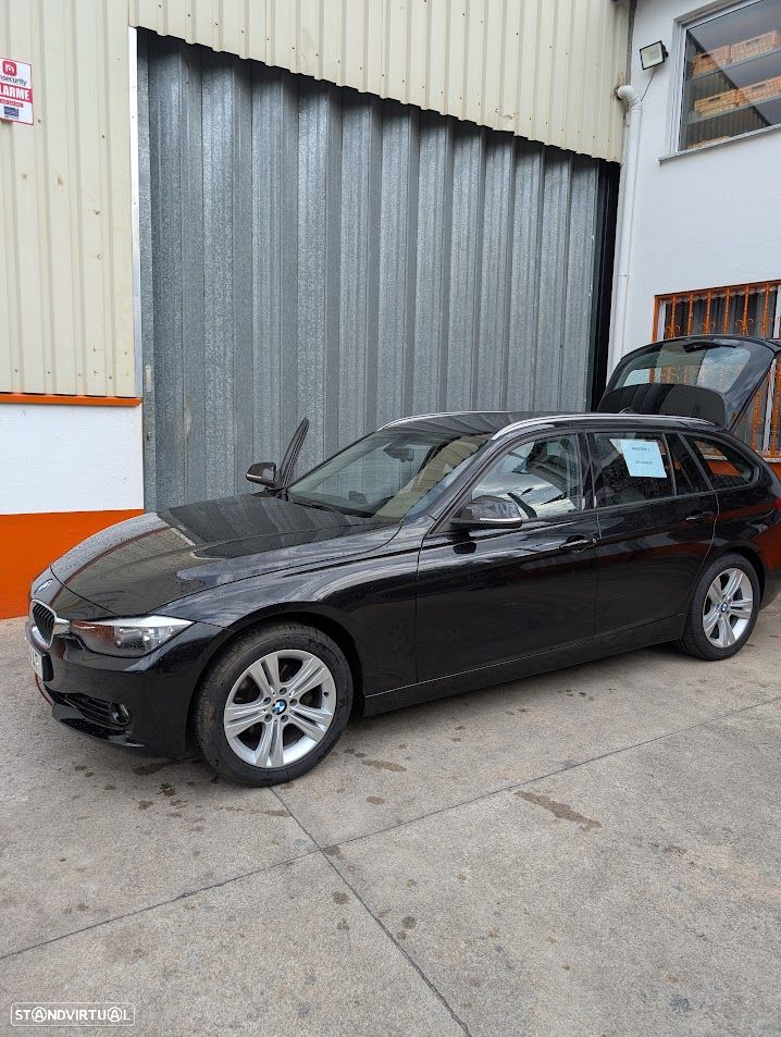 BMW 318 d Touring Line Sport - 13