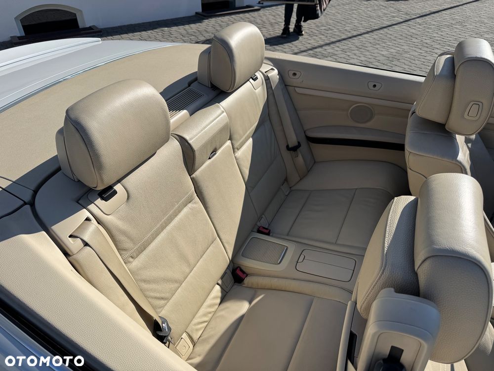 BMW Seria 3 320d DPF Edition Fleet Sport - 26