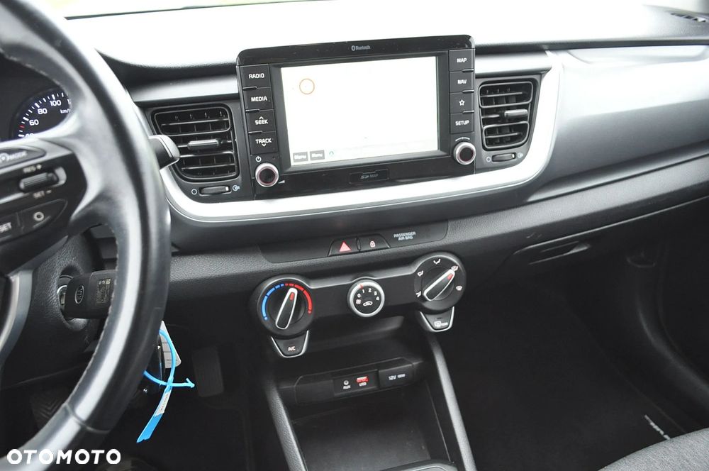Kia Stonic 1.0 T-GDI 120 Spirit - 29