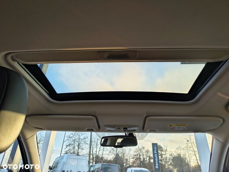 Mitsubishi Outlander - 27