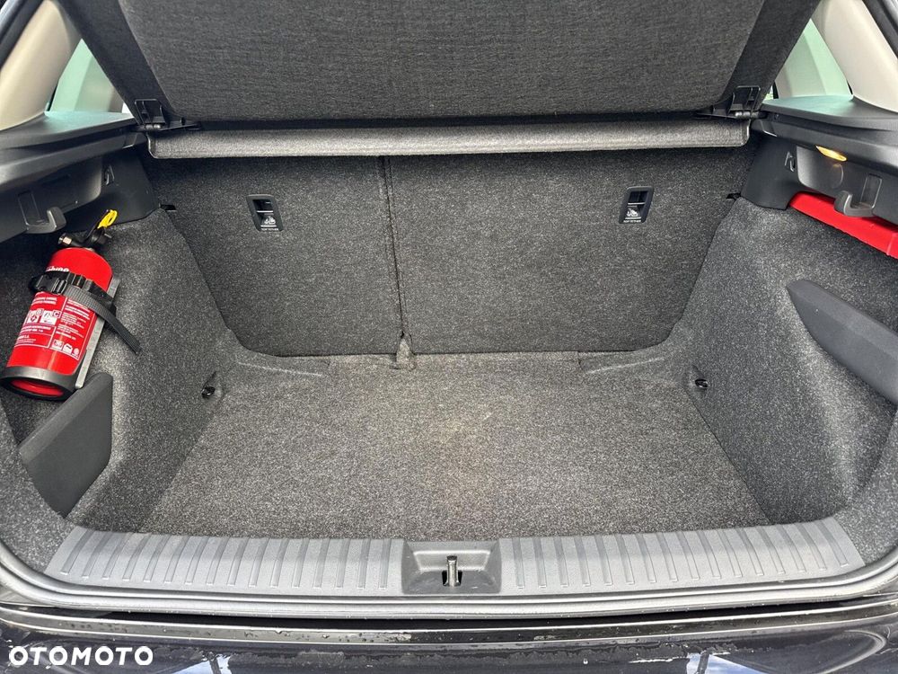 Skoda Kamiq 1.0 TSI Ambition - 38