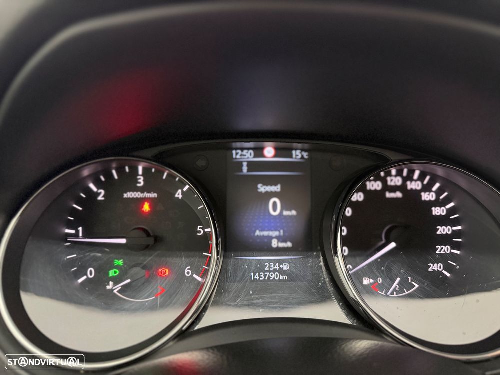 Nissan Qashqai 1.6 dCi ALL-MODE 4x4i N-Connecta - 18