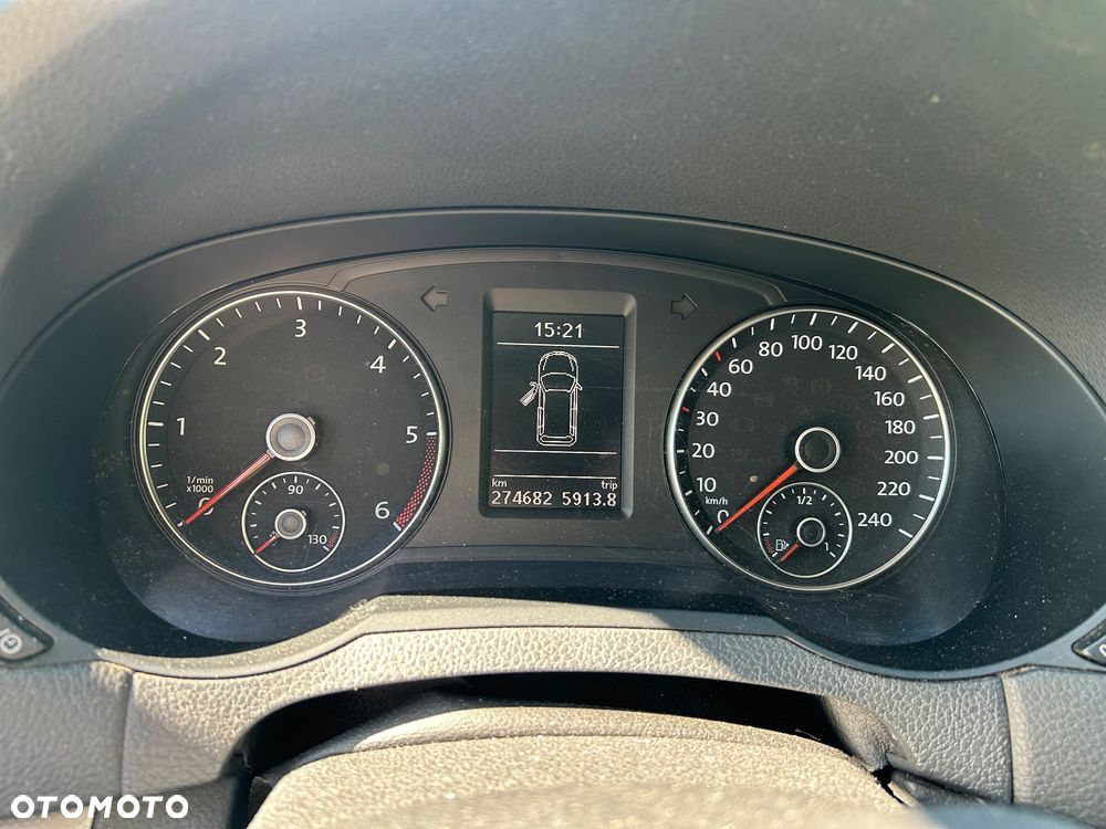 Volkswagen Sharan 2.0 TDI Comfortline DSG - 12