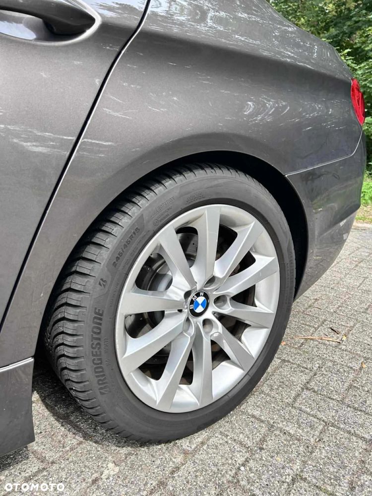 BMW Seria 5 - 8