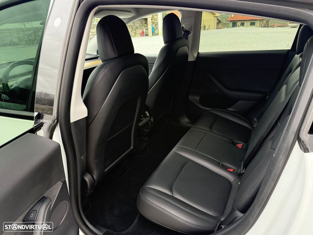 Tesla Model Y Tração Traseira - 17