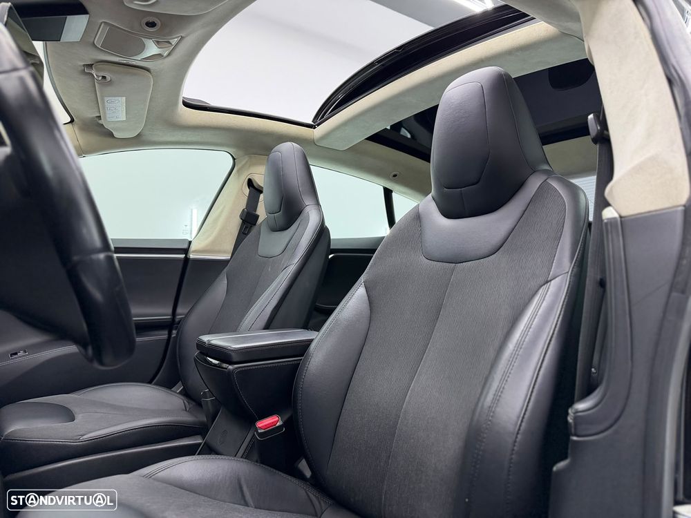 Tesla Model S 70 - 20