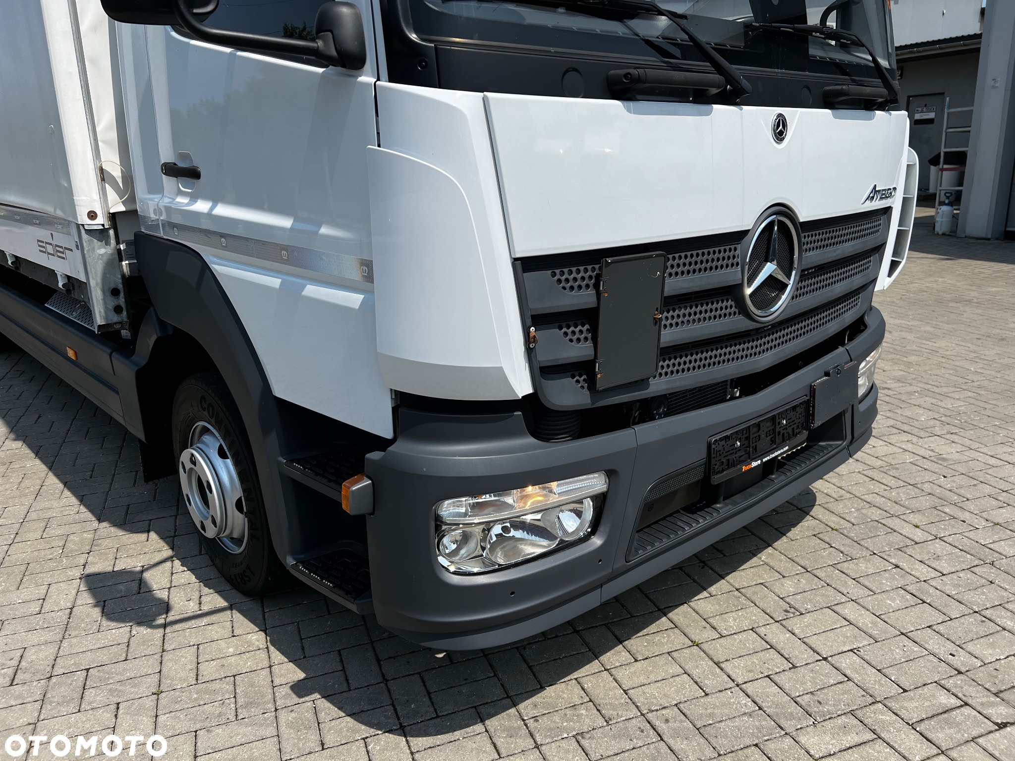 Mercedes-Benz ATEGO - 16