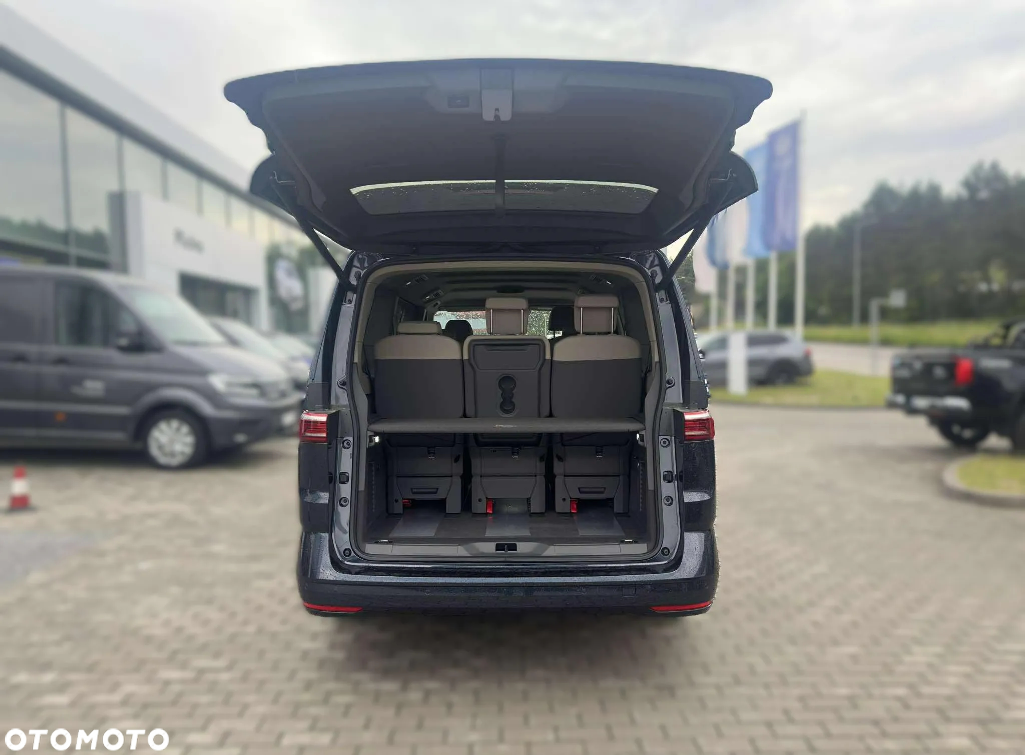 Volkswagen Multivan 2.0 TDI L2 Life DSG - 8