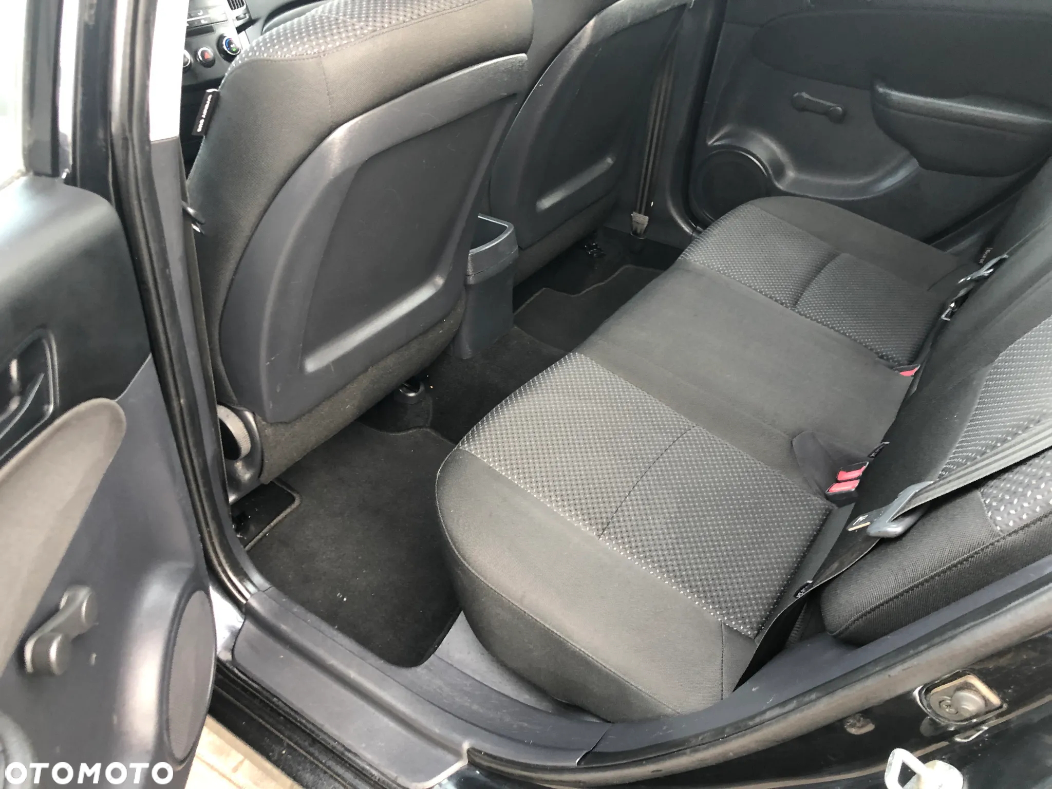 Hyundai i30 1.6 CRDi Classic + - 7