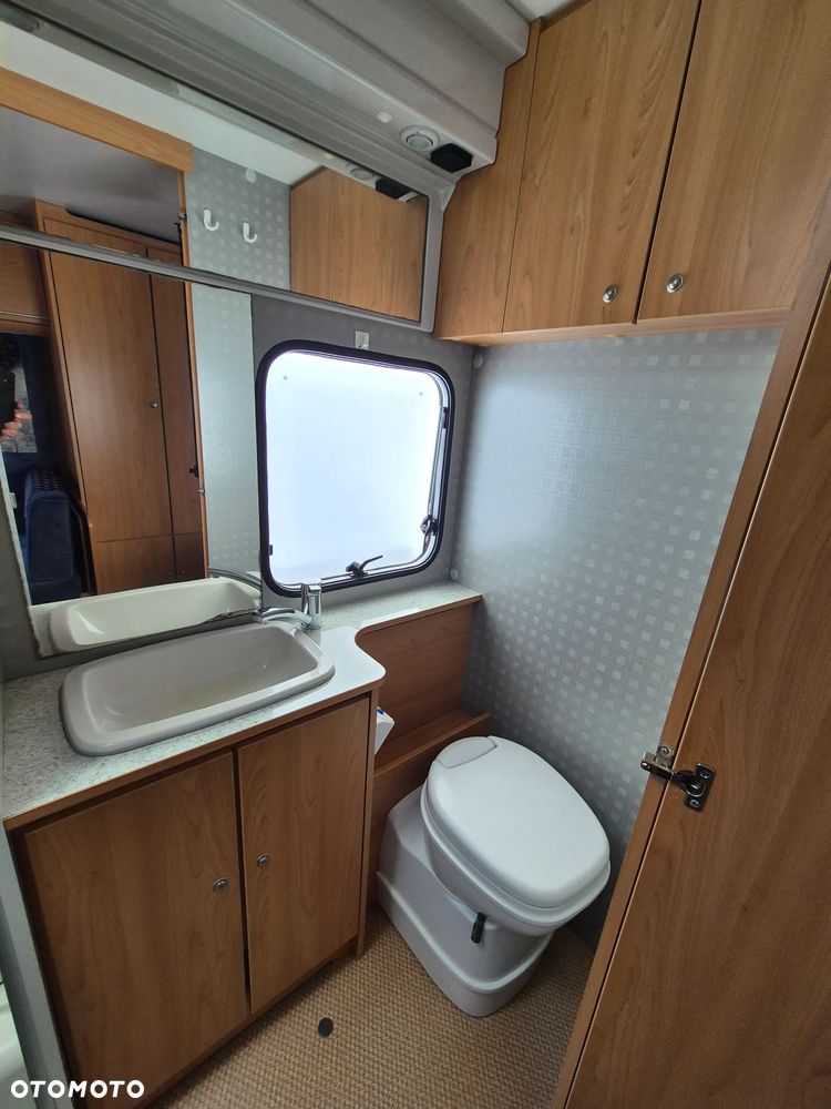 Burstner VENTANA CLASSIC 690TK - 33