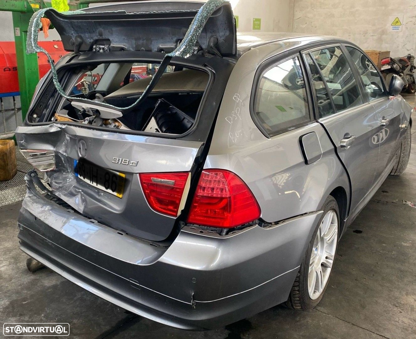 BMW 318D 2.0 TD (E91) de 2008 disponível para peças - 3
