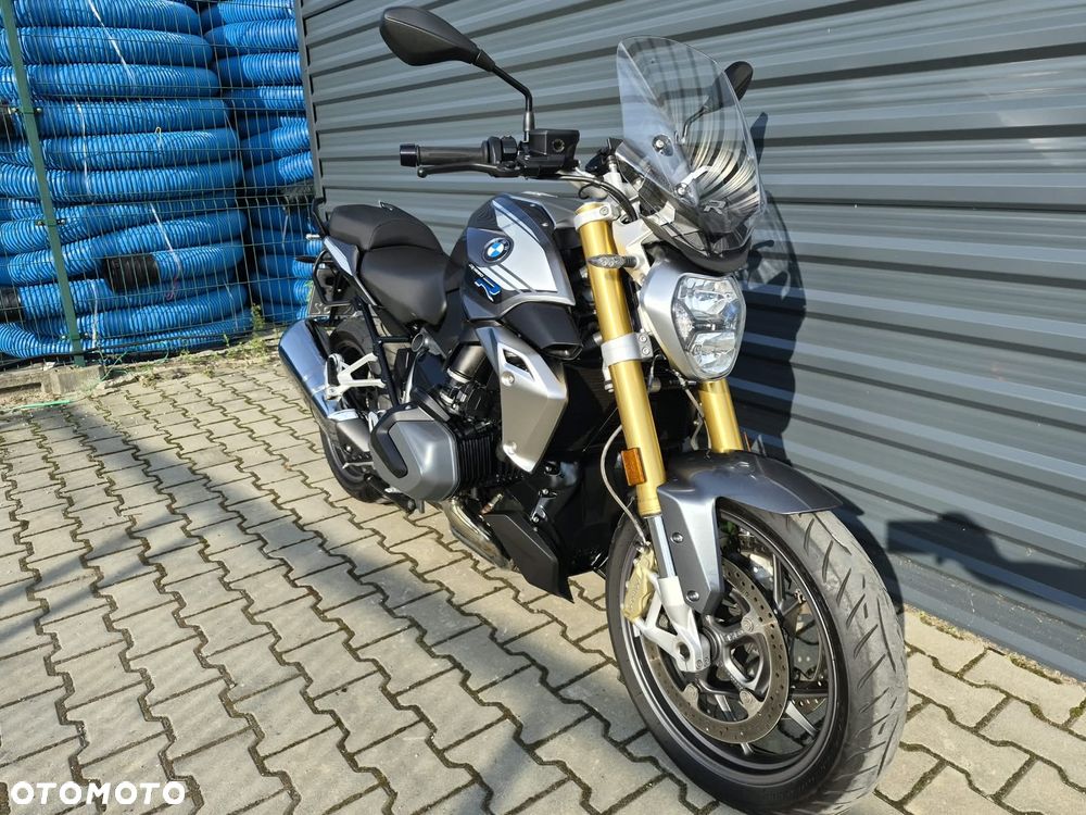 BMW R - 3