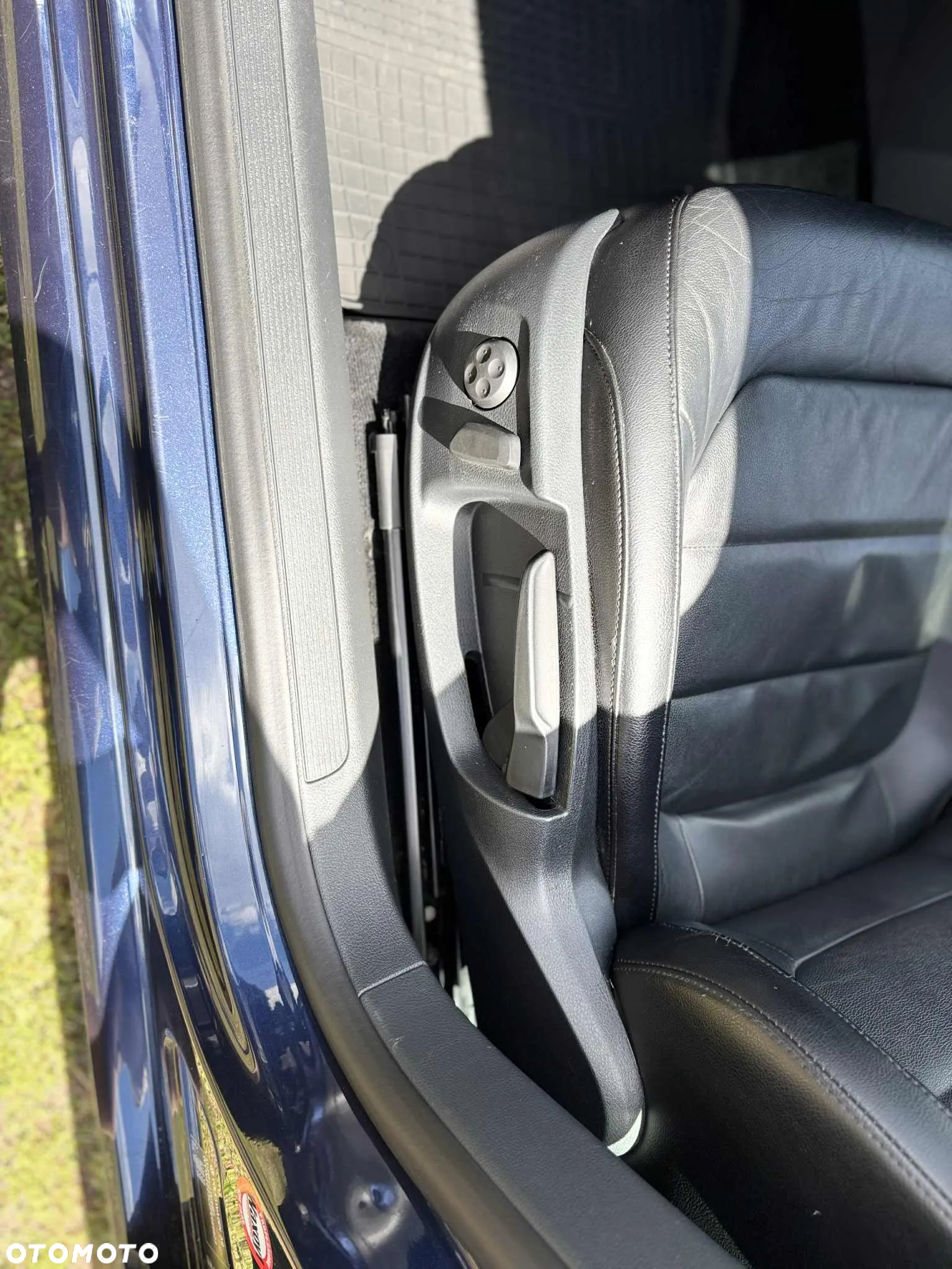 Volkswagen Passat 1.6 TDI Comfortline - 8